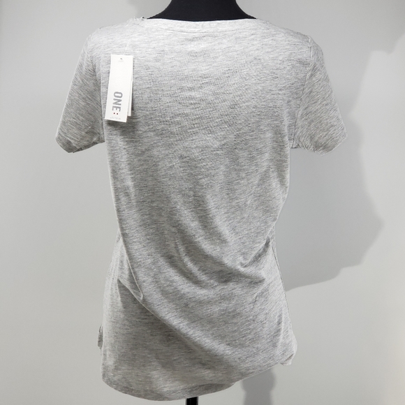 LOV Boutique. PRESS ON Deep V Neck Tshirt - Picture 8 of 8